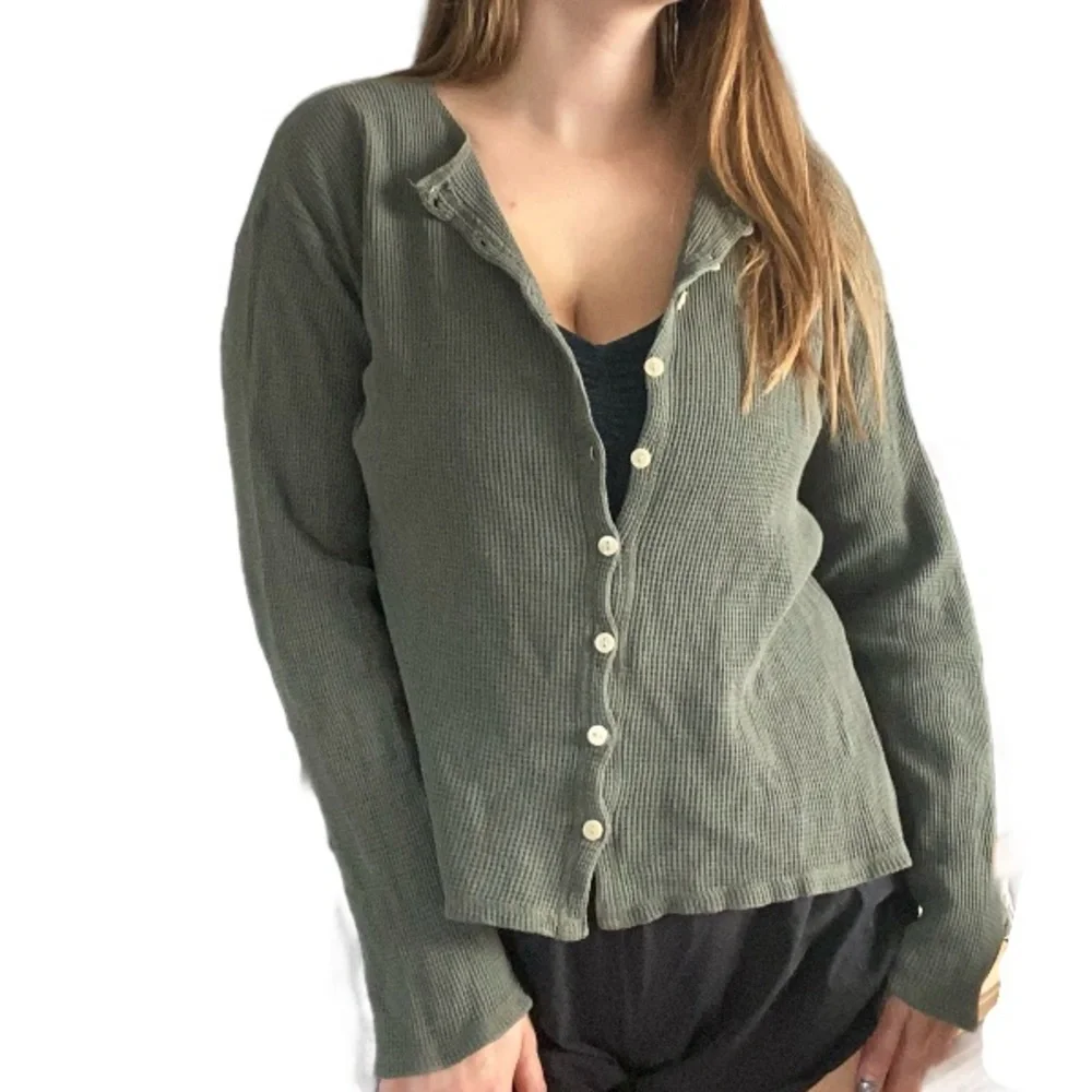Vintage Abercrombie Y2K 90s Sage Green Button Front Thermal Waffle Knit Shirt - Picture 2 of 11